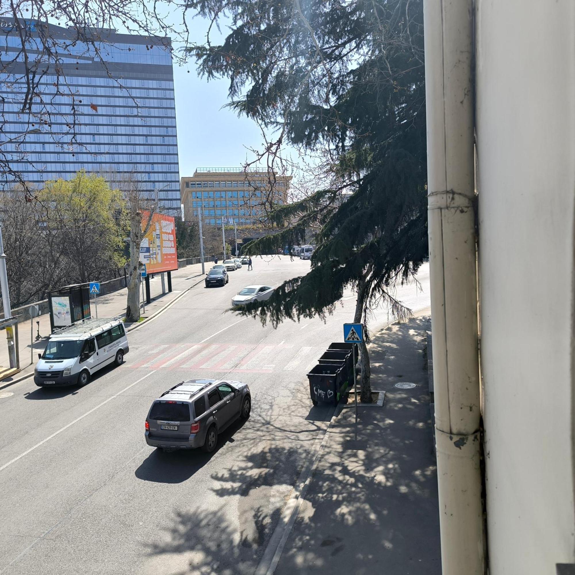 Triple Eight Hotel Tiflis Exterior foto
