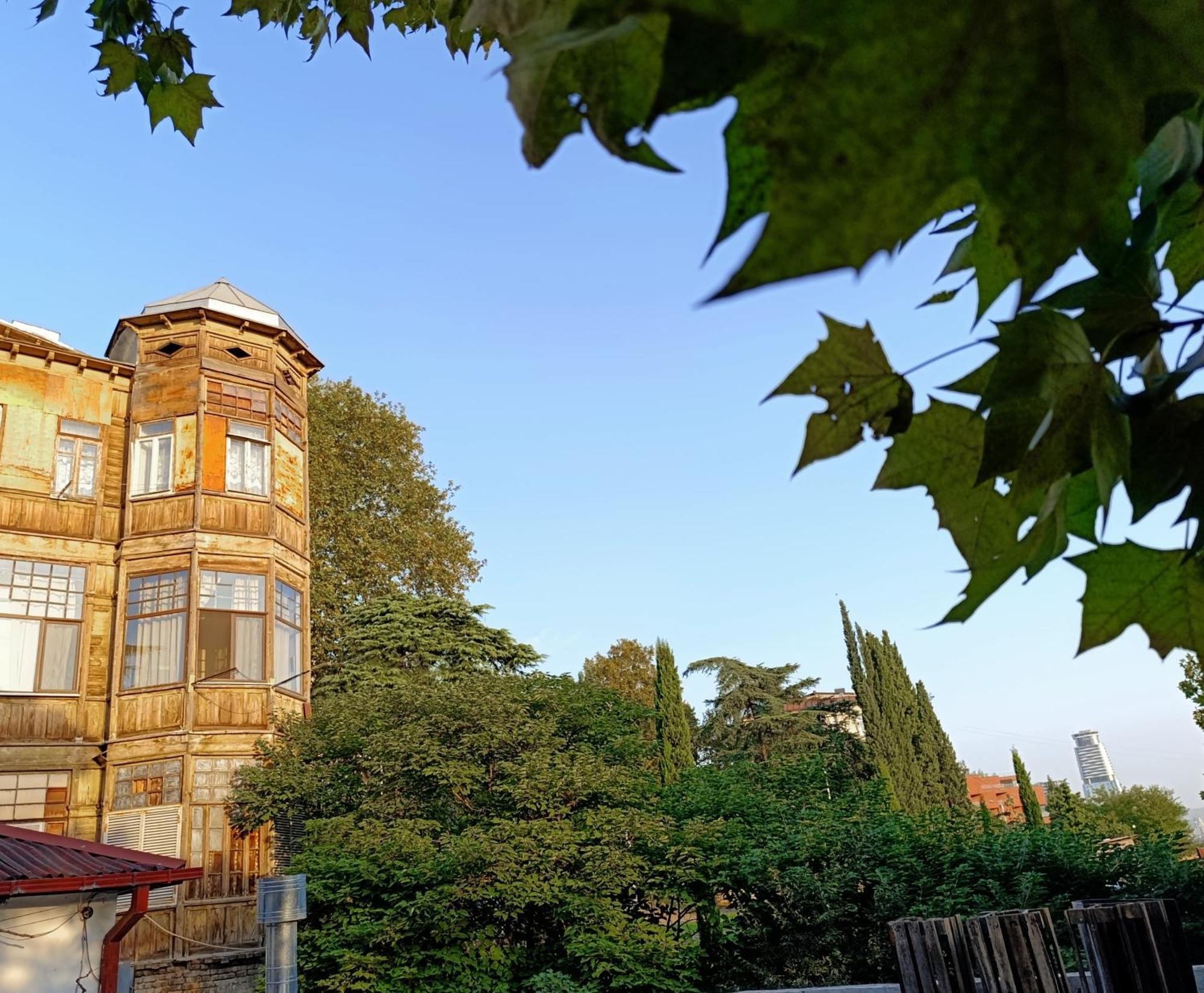 Triple Eight Hotel Tiflis Exterior foto